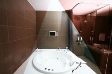 Tria Hotel Сеул Екстериор снимка